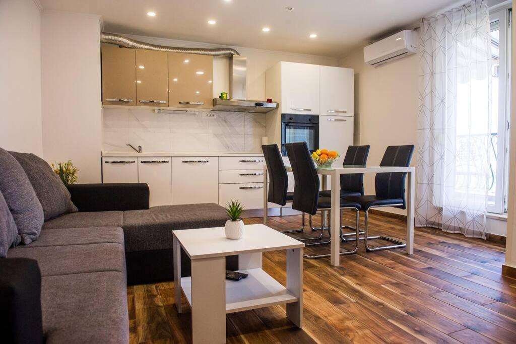 Apartment Faith Сплит Екстериор снимка